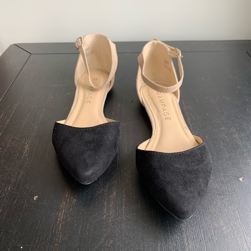 Nude and black Rampage Size 6 Flats